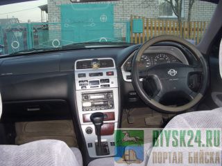 Nissan  Cefiro