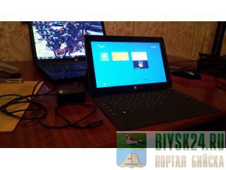  Microsoft Surface rt 7 .. 