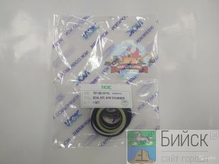 / /   Komatsu WA320-5 