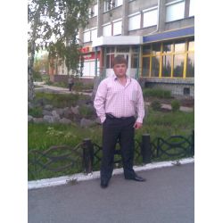 Тишков Максим Иванови администратор, менеджер по продажам