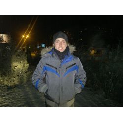 Синеокий Михаил Олегович кладовщик, продавец- консультант, охранник,