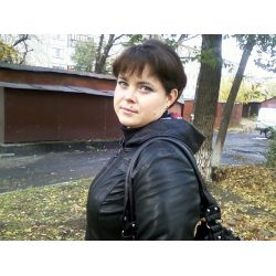 Шишкина Оксана Анатольевна продавец,менеджер торг.зала,работа на дому
