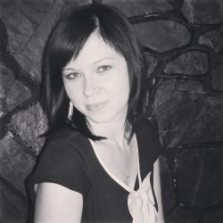 Суханова Регина Оператор, менеджер по закупу