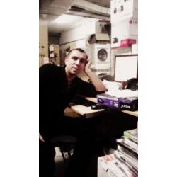 Алейкин Алексей Анатольевич разнорабочий. вахта. сборщик мебели