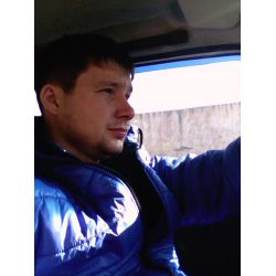 Дах Денис Сергеевич Продавец