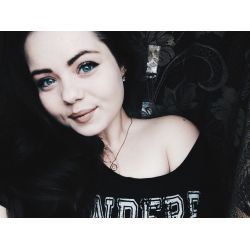 Котикова Анастасия Гамлетовна консультант интернет магазина