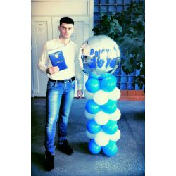 Виталий Продавец-консультант