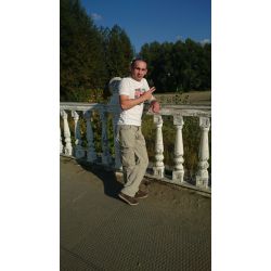 Желтовских Иван Владимирович Продавец-консультант