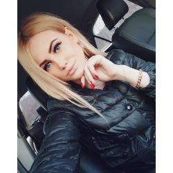 Ивашкова валерия сергеевна Администратор, продавец консультант